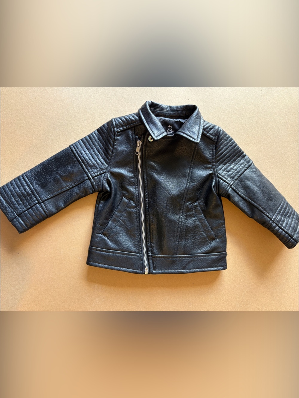Toddlers faux leather jacket with silver hardware.   18M